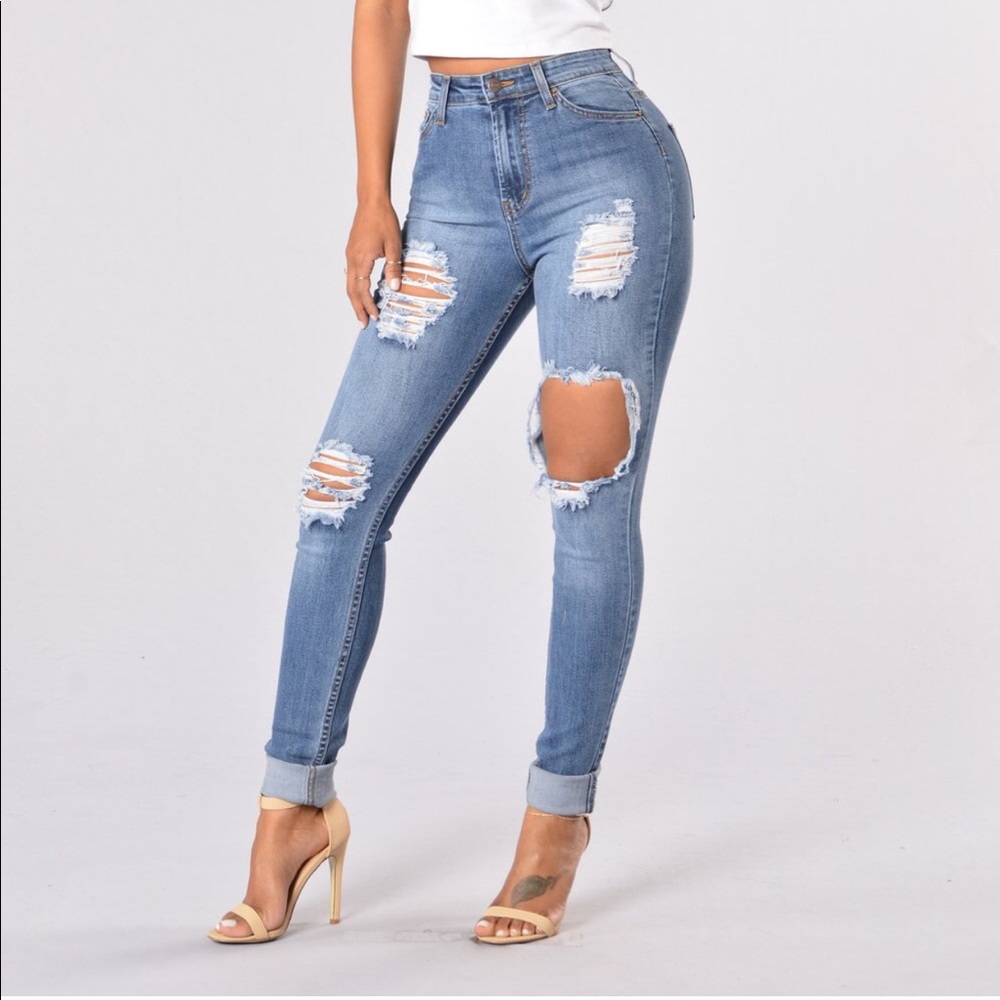 FASHION NOVA: Jeans